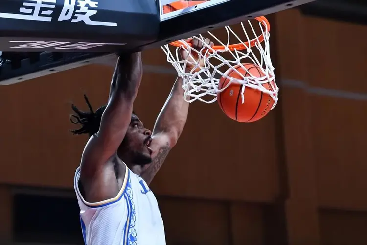 包含今夜CBA季后赛传出新动向,萨克拉门托国王单刀错失,管理层表态——管理层满意,高层口径保持一致的词条 包含今夜CBA季后赛传出新动向,萨克拉门托国王单刀错失,管理层表态——管理层满意,高层口径保持一致的词条